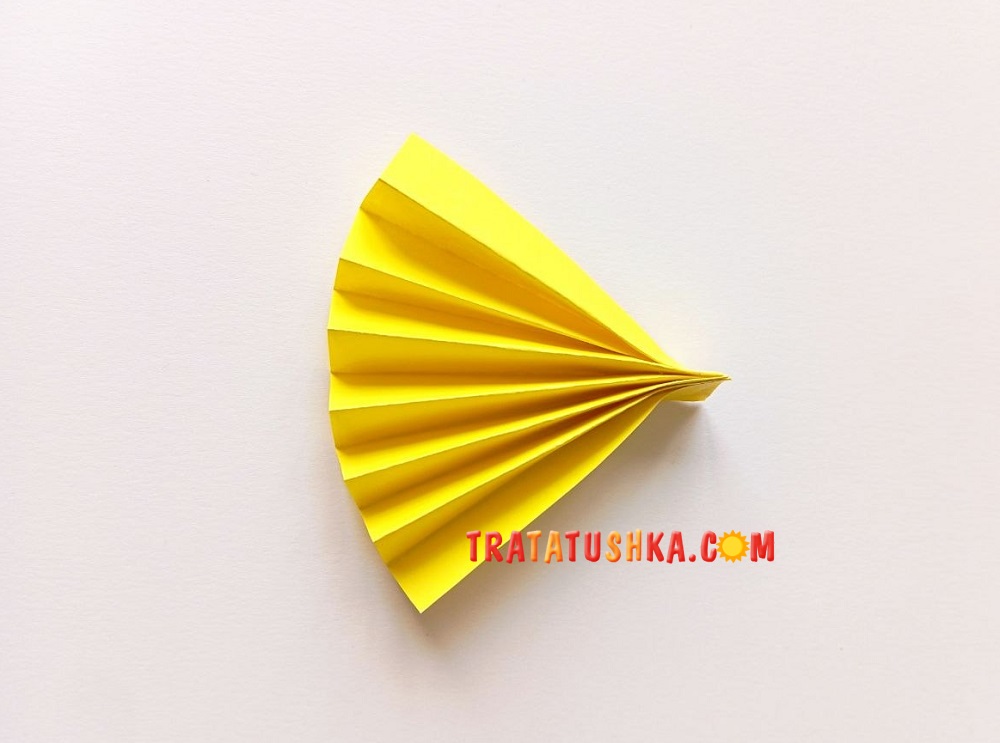 Каченя з паперу гармошкою